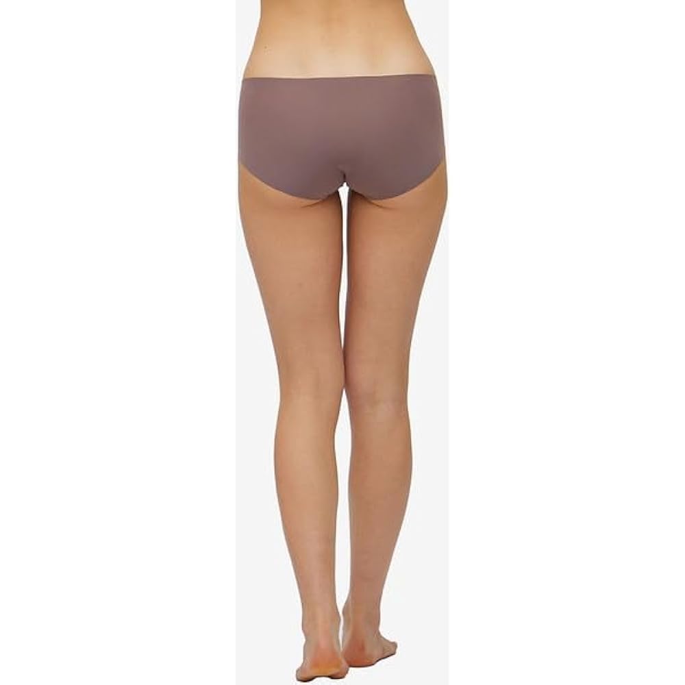 Danskin DC223900 Skinny Shorts, Antibacterial and Odor Resistant, Stretch, Sweat Absorbent, Quick Drying, Women's
