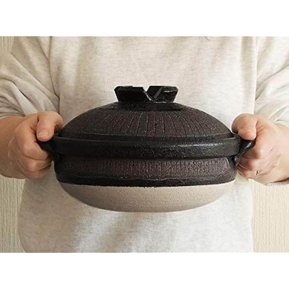 Mino Sarara Heat-resistant black jukusa deep earthen pot No. 8 for open flame use, for 2 to 3 people