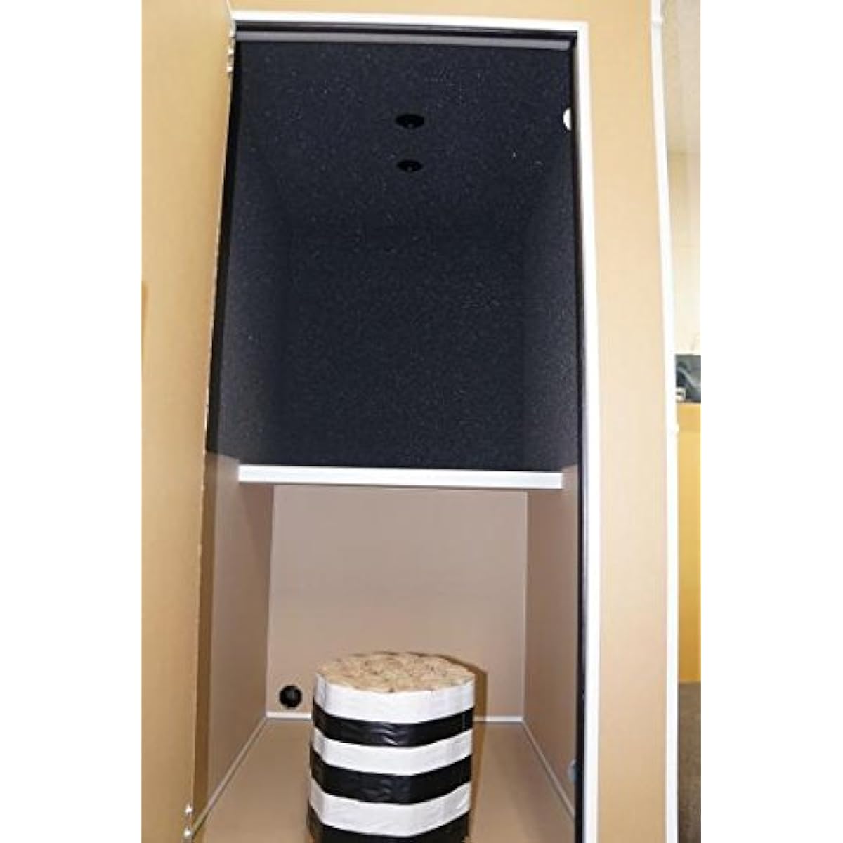 Sound absorbing material exclusively for Danbocchi