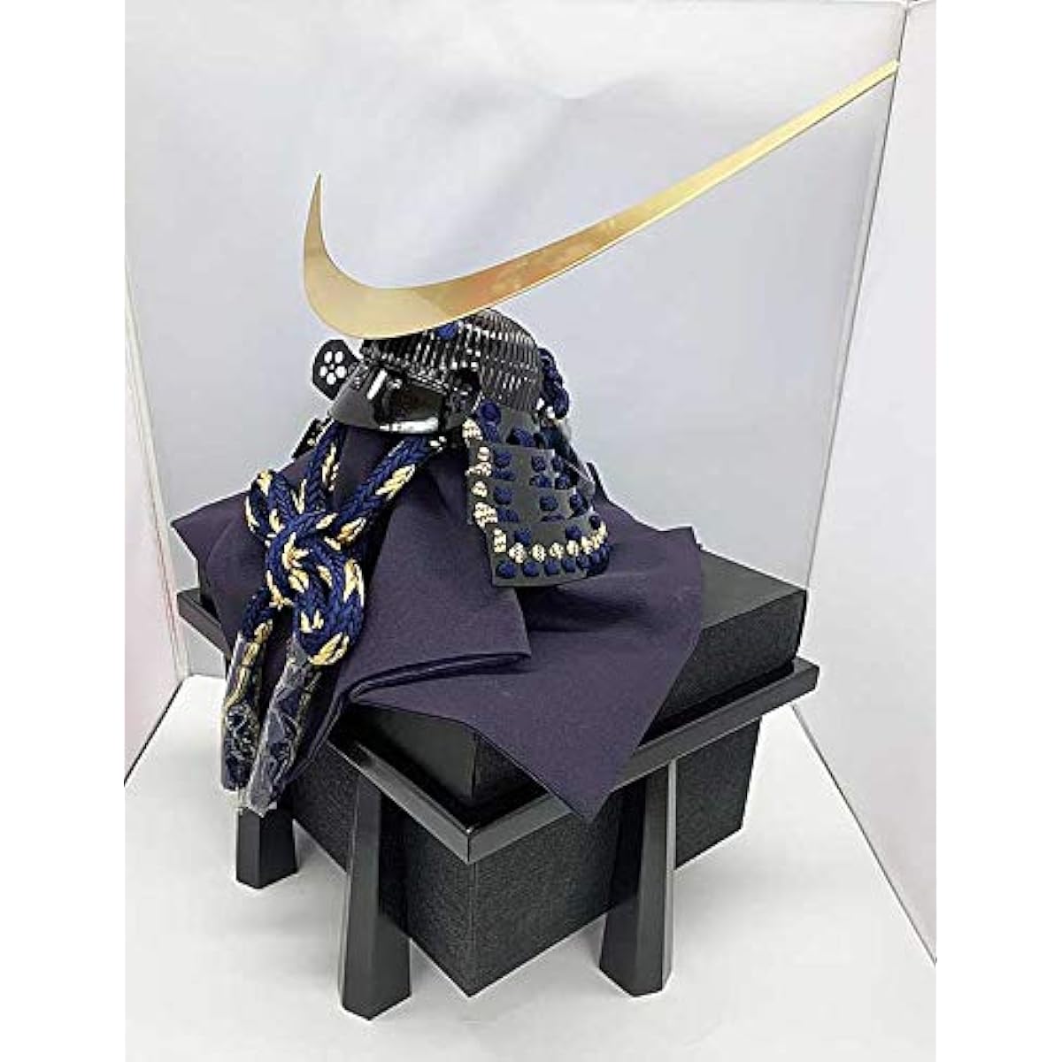 May Doll Helmet only Date Masamune Helmet with Rokujuuni-ken Musuji Kabuto (One-third of the size of the 60-ken Musuji Kabuto) Crescent Moon Kuwagata
