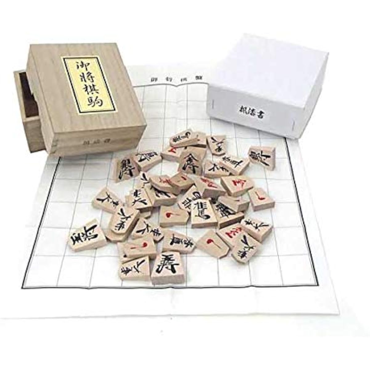 Shogi set: Shin-Katsura No. 7 folding shogi board and nostalgic maple lacquer shogi pieces