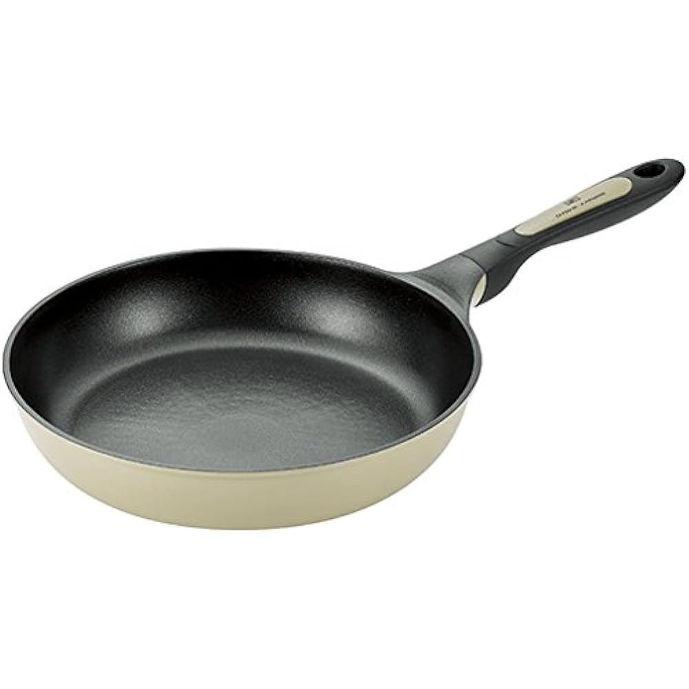 Yokoyama Frying Pan Tatsuya Kawagoe Lightweight Cast Series 28cm TKC-600S