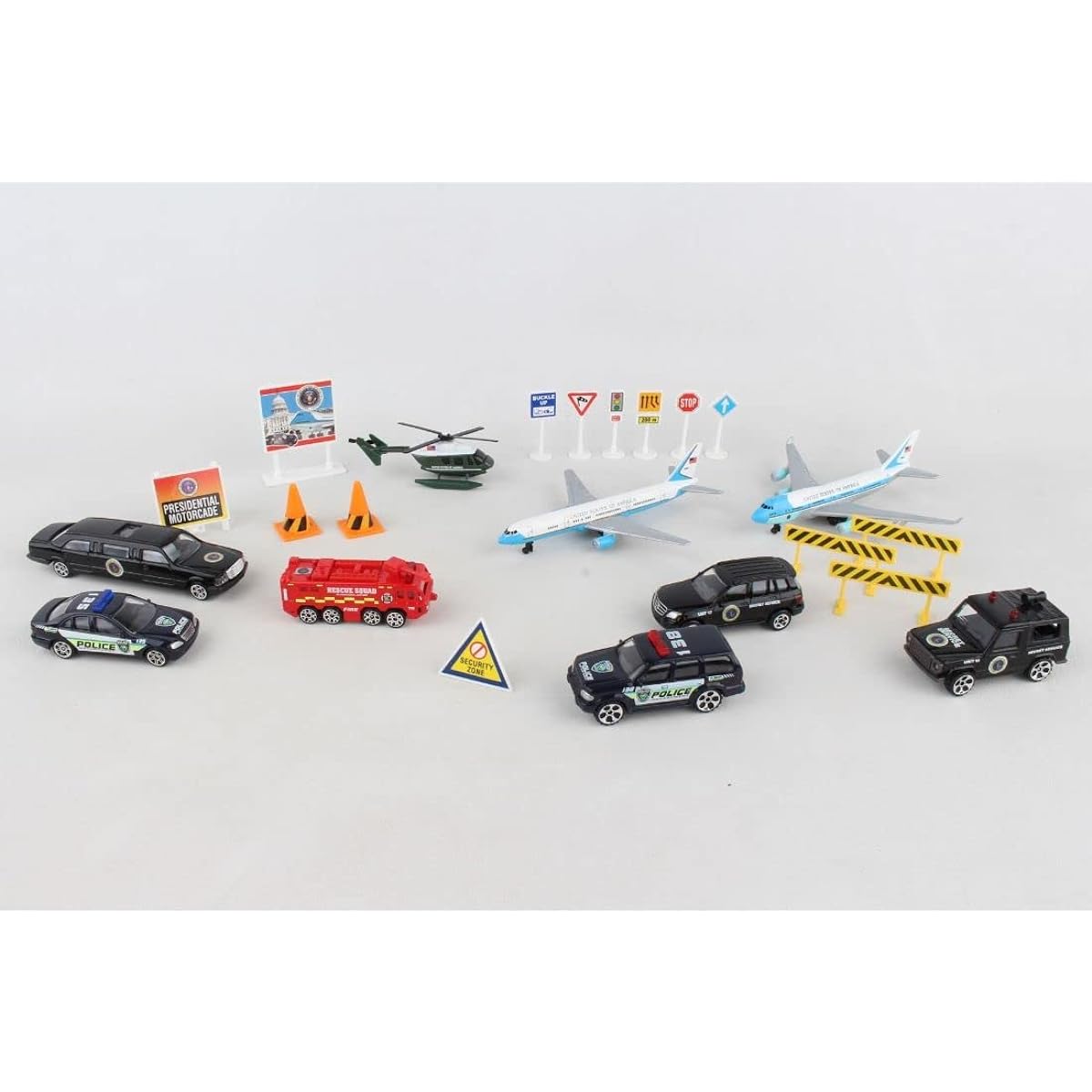 Daron Worldwide Trading Air Force One Playset 22 Pieces RT5732