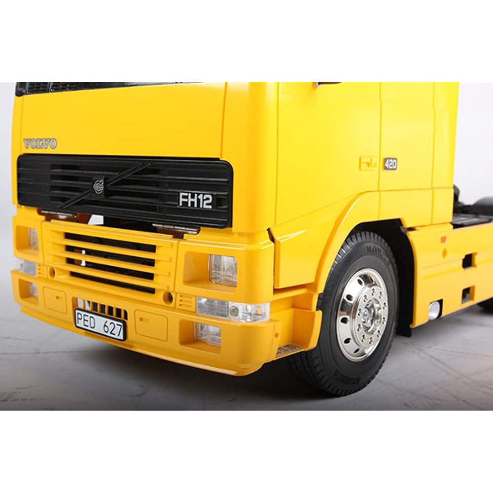 Tamiya 1/14 Electric RC Big Truck Series No.12 Trailer Head Volvo FH12 Globetrotter 420 Radio Controlled 56312