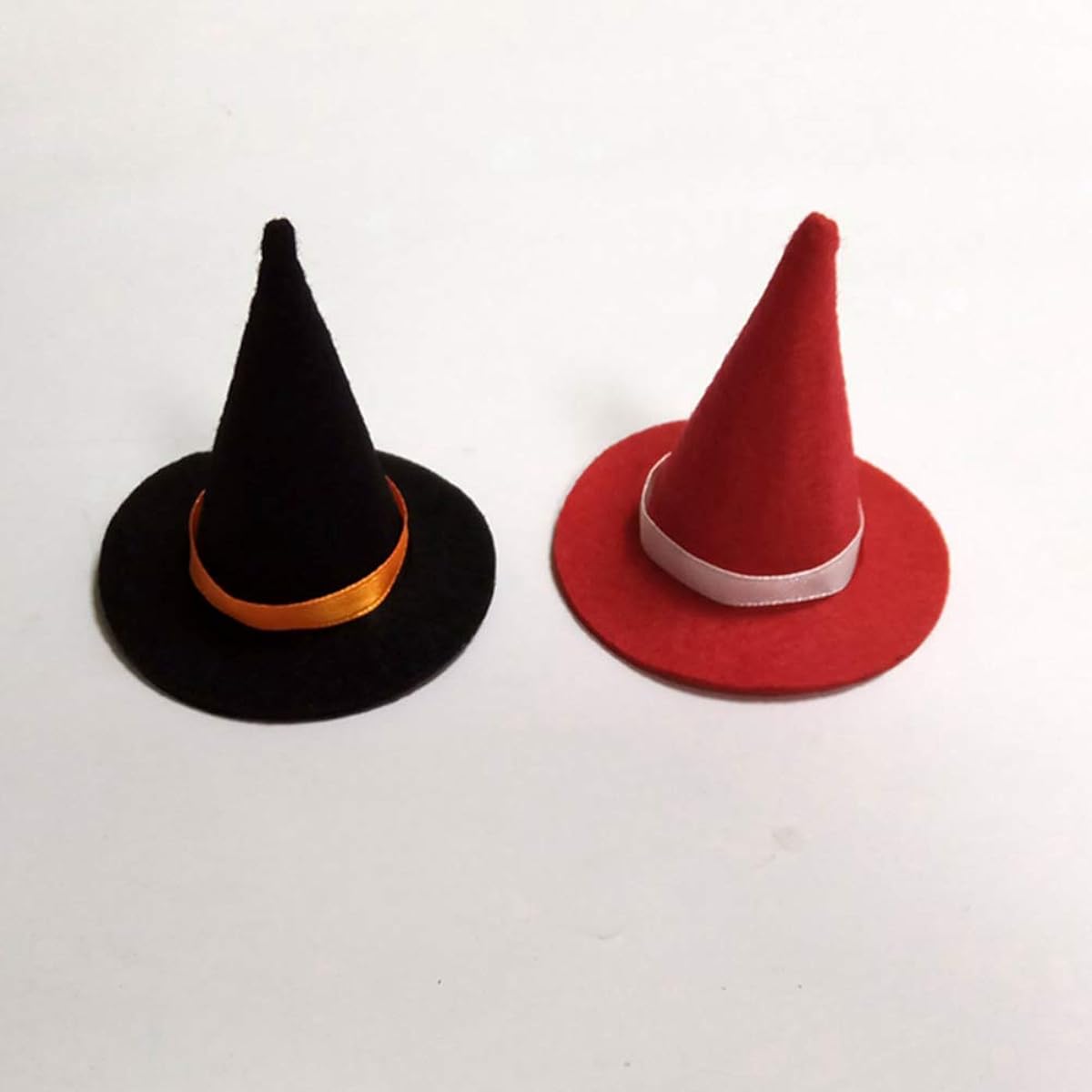 Amosfun 3 Pieces Halloween Wine Witch Hats Mini Felt Witch Hat Bottle Topper Caps for Halloween Party Table Decoration Miniature Working DIY Craft