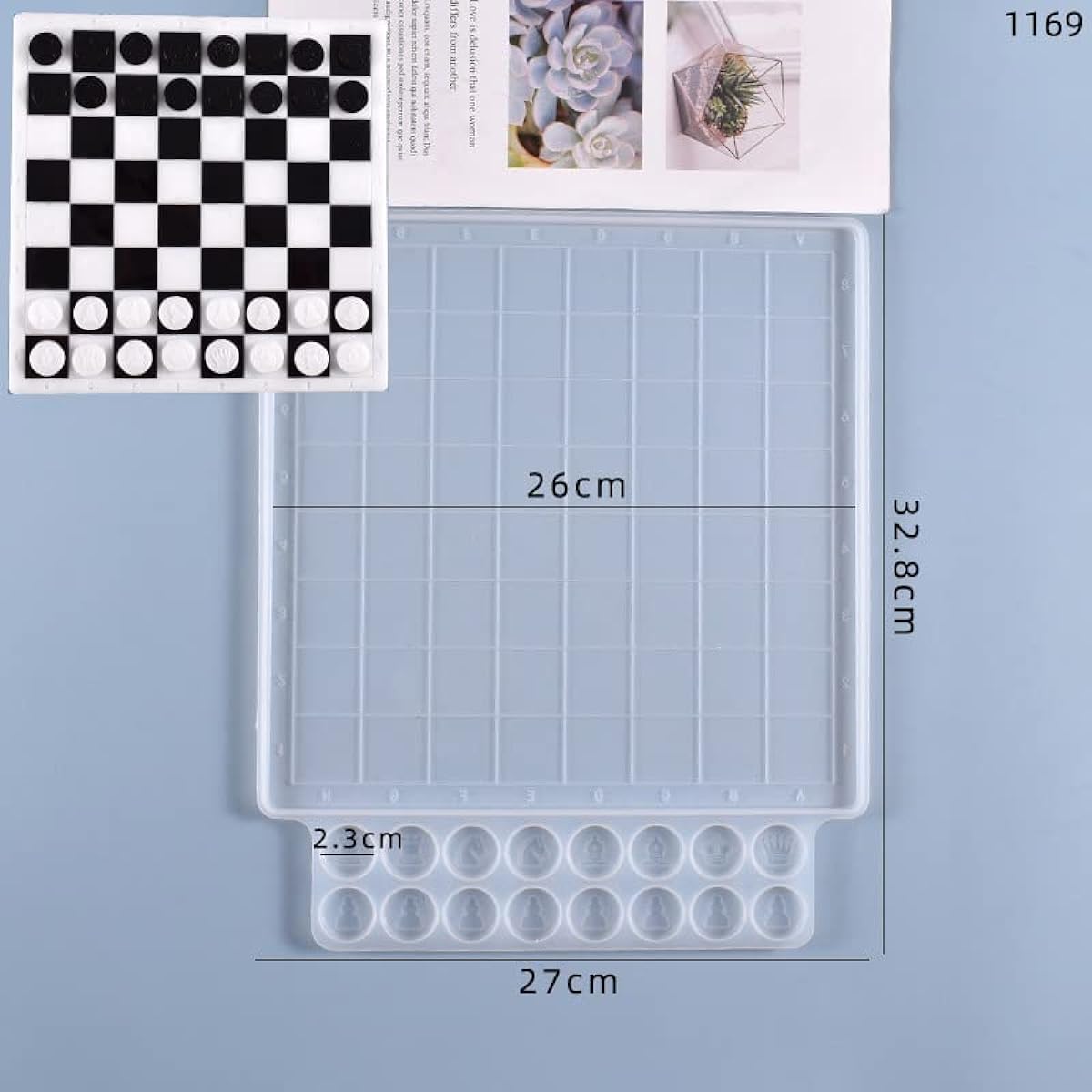 Chess piece (chess board type)