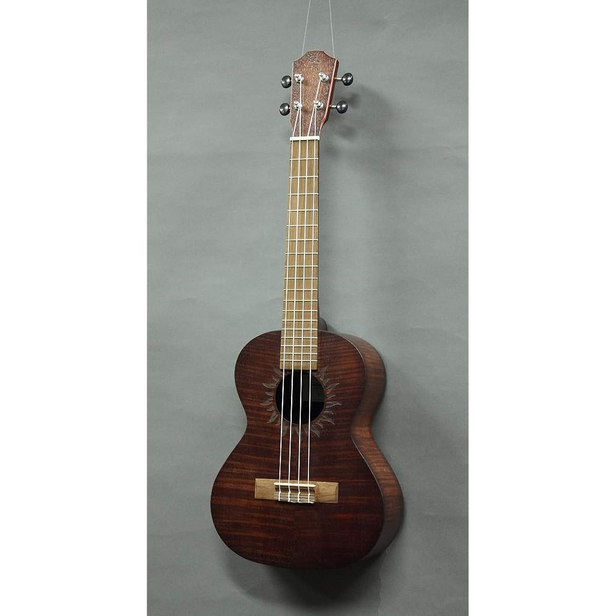 Baton Rouge Ukulele Tenor Size V4-T SUN