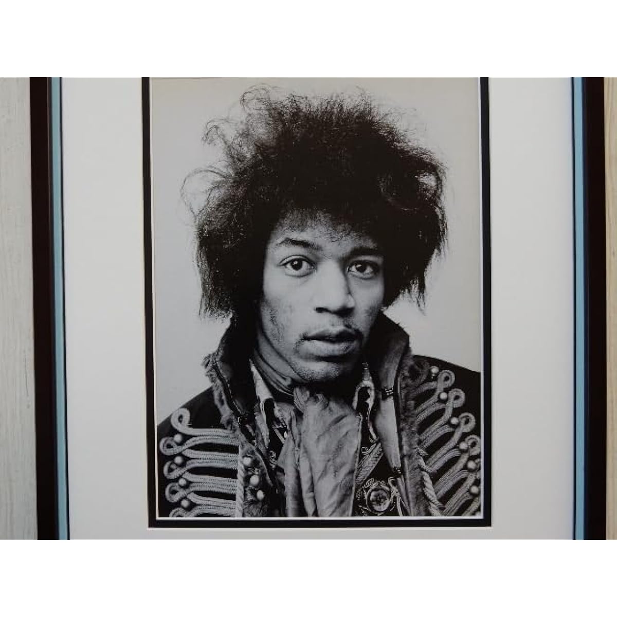 Jimi Hendrix/Military Jacket/1967/Rock History Picture/Store Display/Hobby Room/Guitar