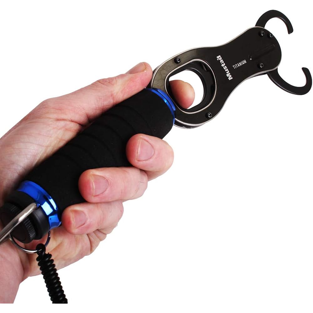 Mustad Lip Grip Weight & Scale Tool - Blue