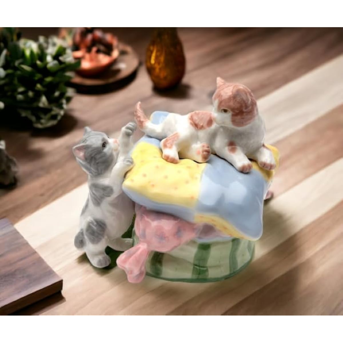 Cosmos Gifts Fine Porcelain Playful Cat Kitten Playing on Pillow Music Box Figurine Musical (Music Song: The Entertainer) 3-5/8"