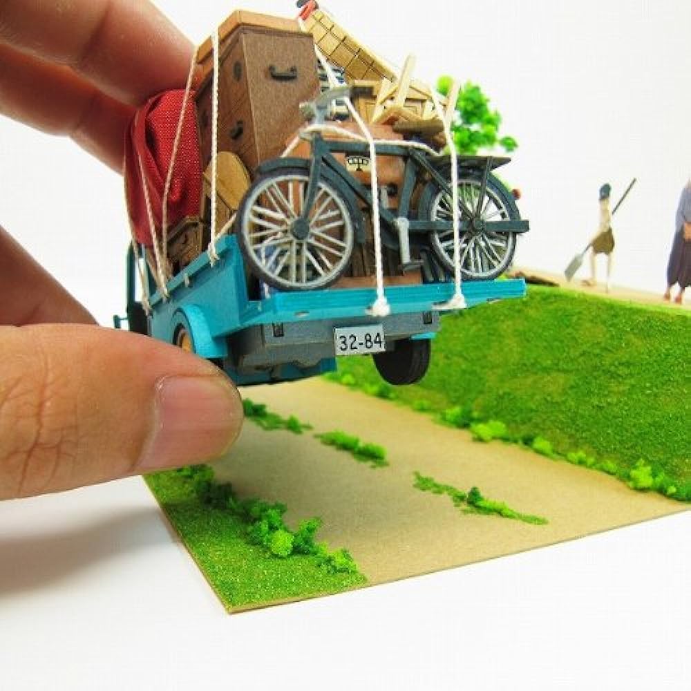 Sankei Miniatuart Kit Studio Ghibli Series My Neighbor Totoro Kusakabe Family Moving 1/48 Scale Paper Craft MK07-14