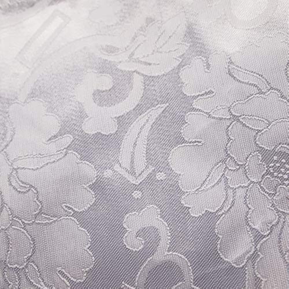 Sutra Desk Mat, Fireproof, Flame Retardant, Buddhist Altar Mat, Pressed, Sutra Desk Hanging, Sixteen Chrysanthemum Gold (No. 25: Chukyo Type (38.7 x 60cm))