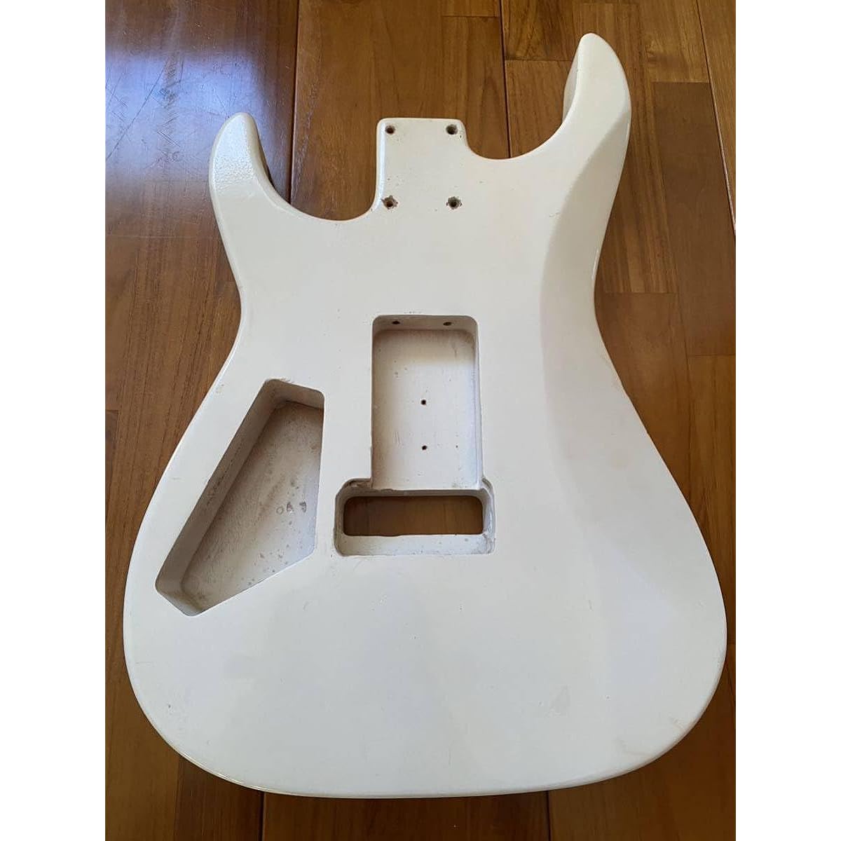 24 frets Katsura body Ibanez style?