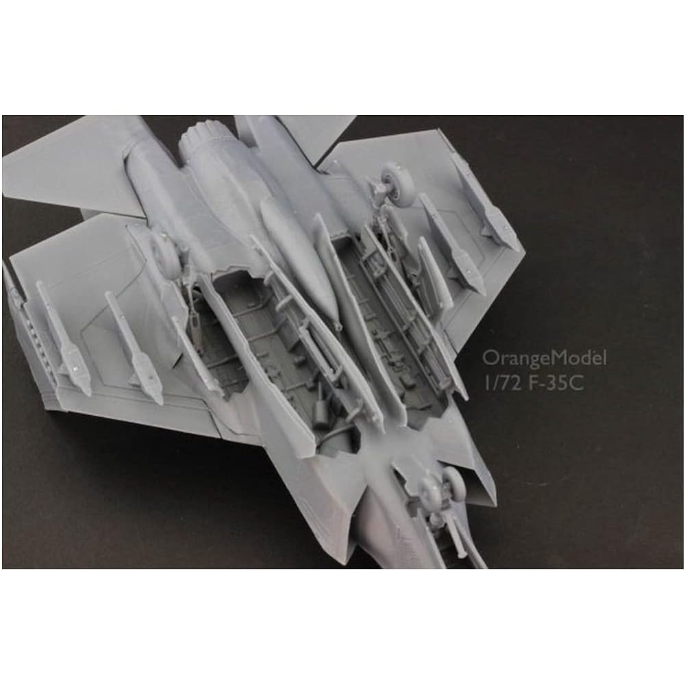 Orange Hobby 1/72 US Navy Lockheed Martin F-35C Lightning 2 Plastic Model OREA72001