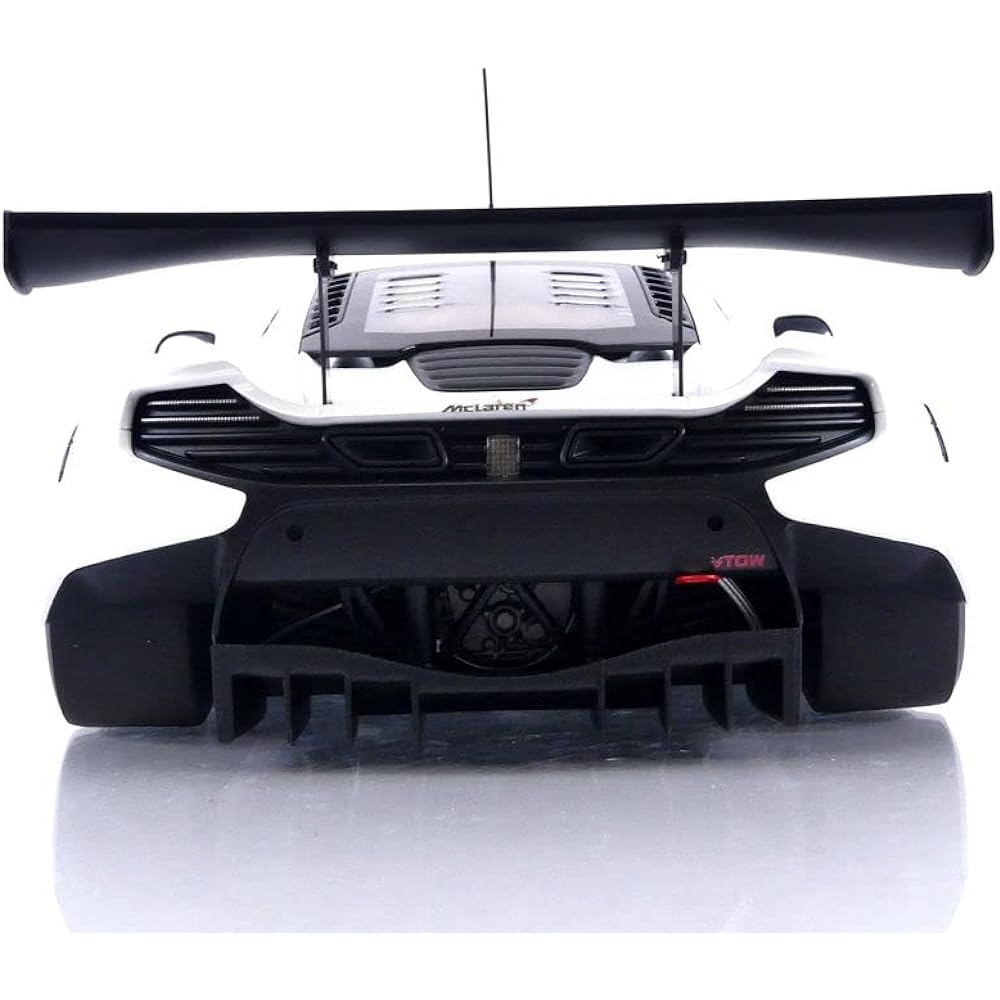 AUTOart 1/18 McLaren 650S GT3 White Finished Product