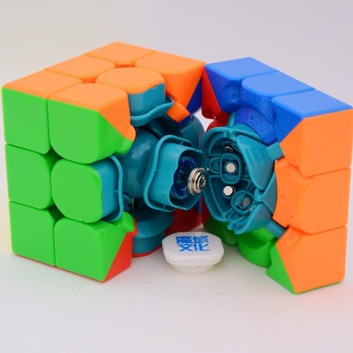 Bucubke Moyu WeiLong WRM V9 MagLev Ball-Core UV 3x3 2023 Stickerless Magic Cube WeiLong V9 Magnetic Levitation Ball Core UV Puzzle Magic WeiLong V9 Ball Core UV Cube