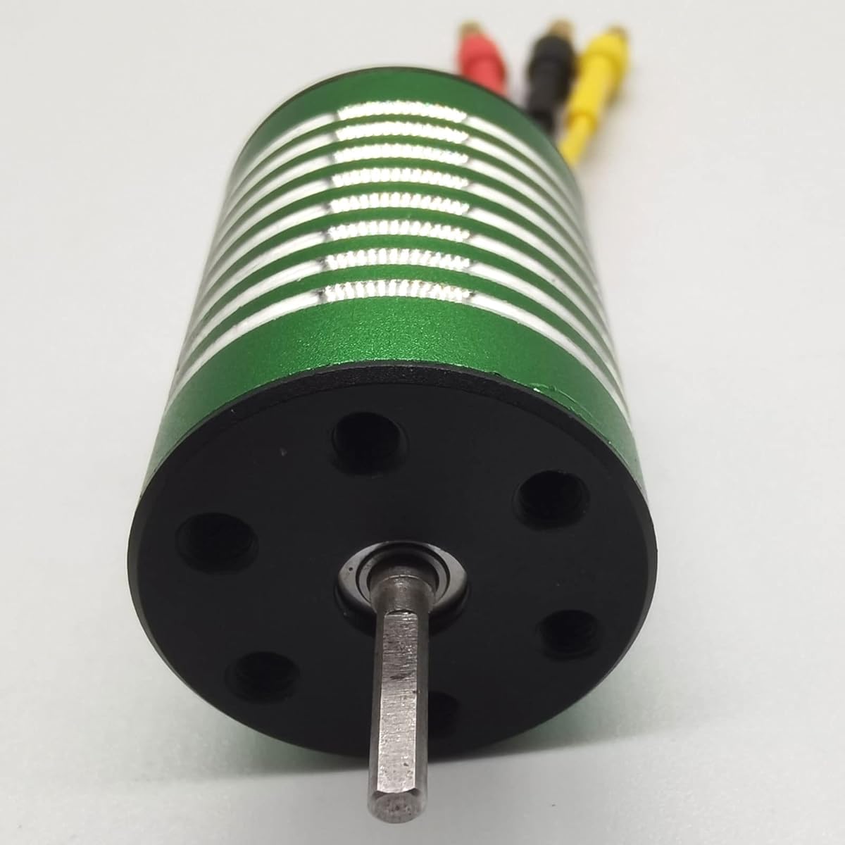 XTEAM 2435 6000KV Brushless Motor 260W 25A 9V 4-Pole Design for RC Electric Boat and 1/18 1/16 Remote Control Car Marine Ship