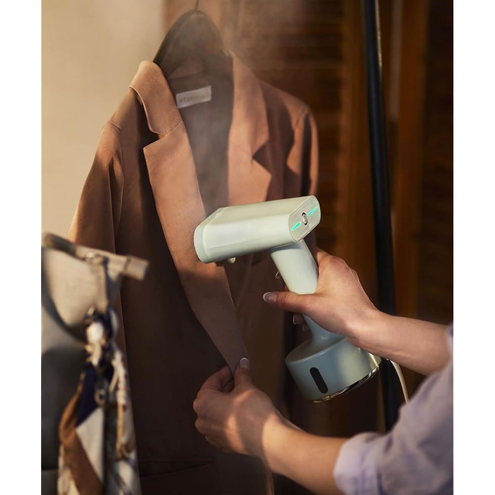 BRUNO Steam Iron Clothes Steamer Popular Continuous Steam for Clothes on a Hanger Starts up in about 25 seconds Lightweight Compact Greige Bruno Styling Handy Steamer Birthday Gift Present Present Return Deodorization Disinfection Rainy Season Measures B