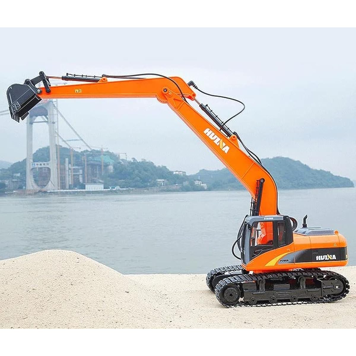 1 x Long Reach Excavator Toy for Kids, Heavy Duty Construction Vehicle Digging Toy, 360 Degree Rotatable Driver Seat, Multi-Joint Movable Tracked Vehicle Kids Gift (Orange).