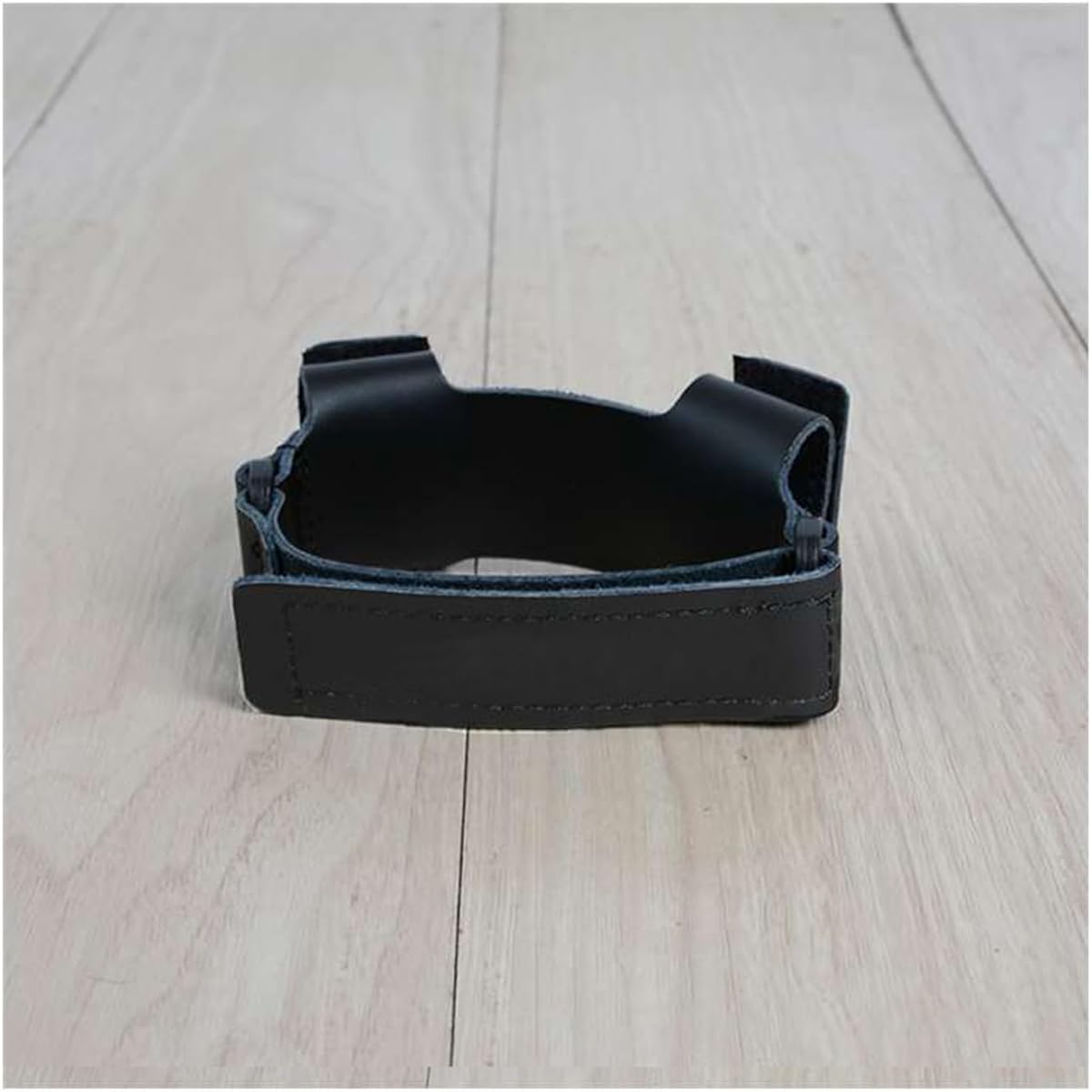 French Horn Hand Pad French Horn Hand Rest Hand Pad Accessories Round Horn Hand Rest Comfortable Cowhide Leather Hand Guard Holster