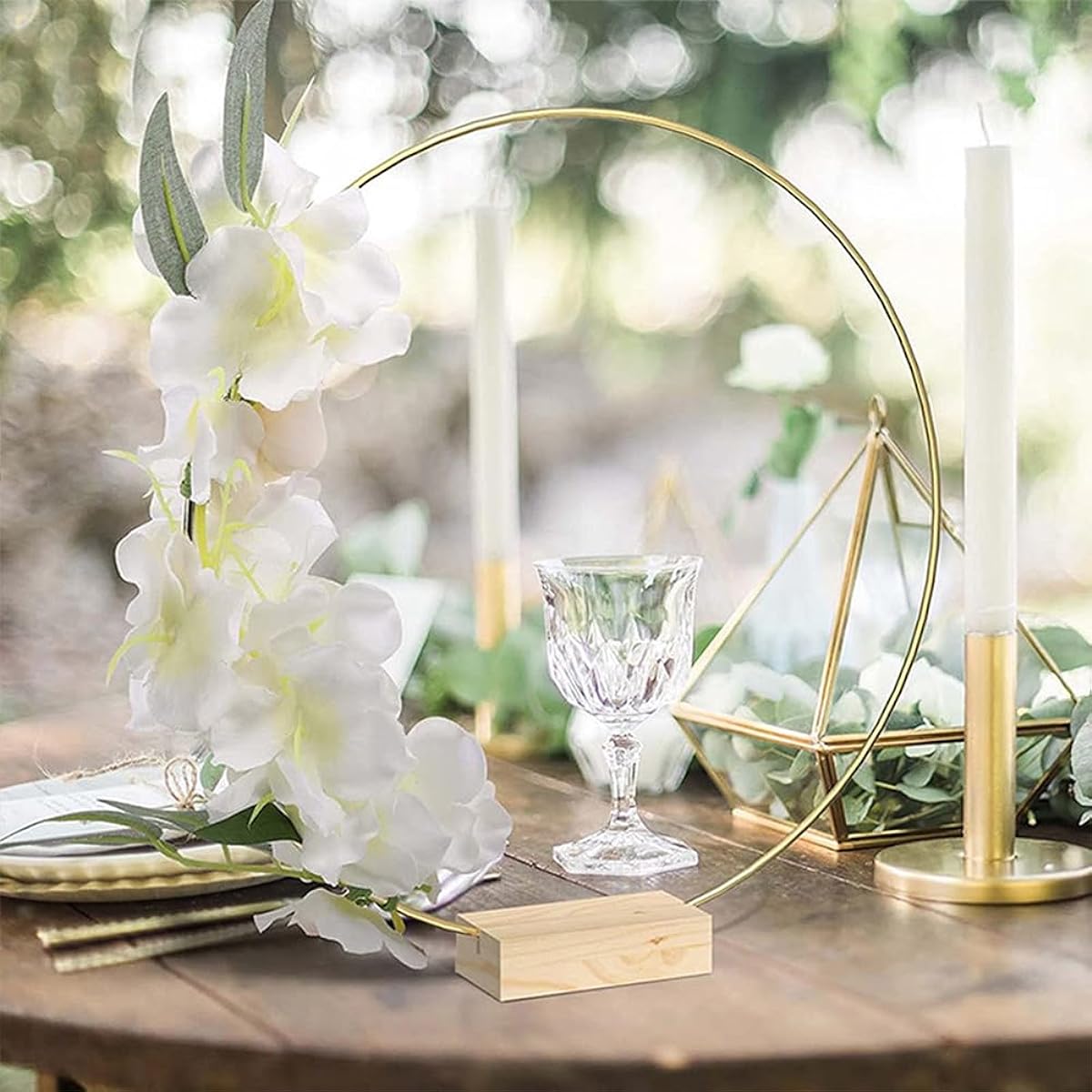 Naiveferry 10pcs Metal Floral Hoop Centerpieces Gold Wreath Rings with 10pcs Wooden Holders Centerpieces Table Decorations Crafts DIY Wedding Event Party Decor