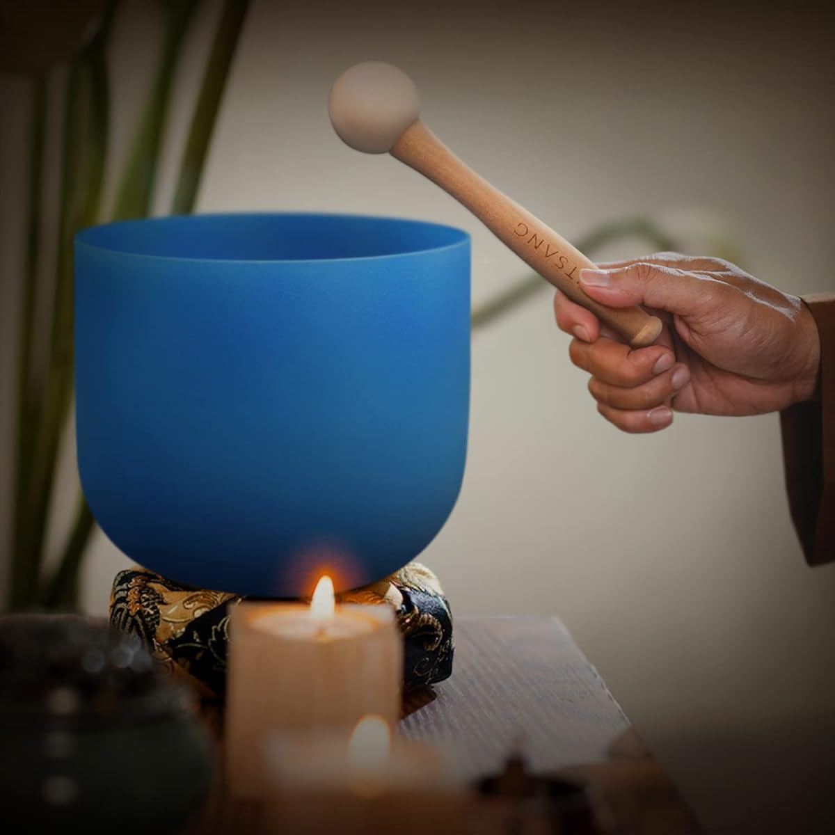 SITSANG Blue G Note Crystal Singing Bowl Throat Chakra 8 Inch with Heavy Duty Faux Leather Carrying Case and Singing Bowl Suede Mallet