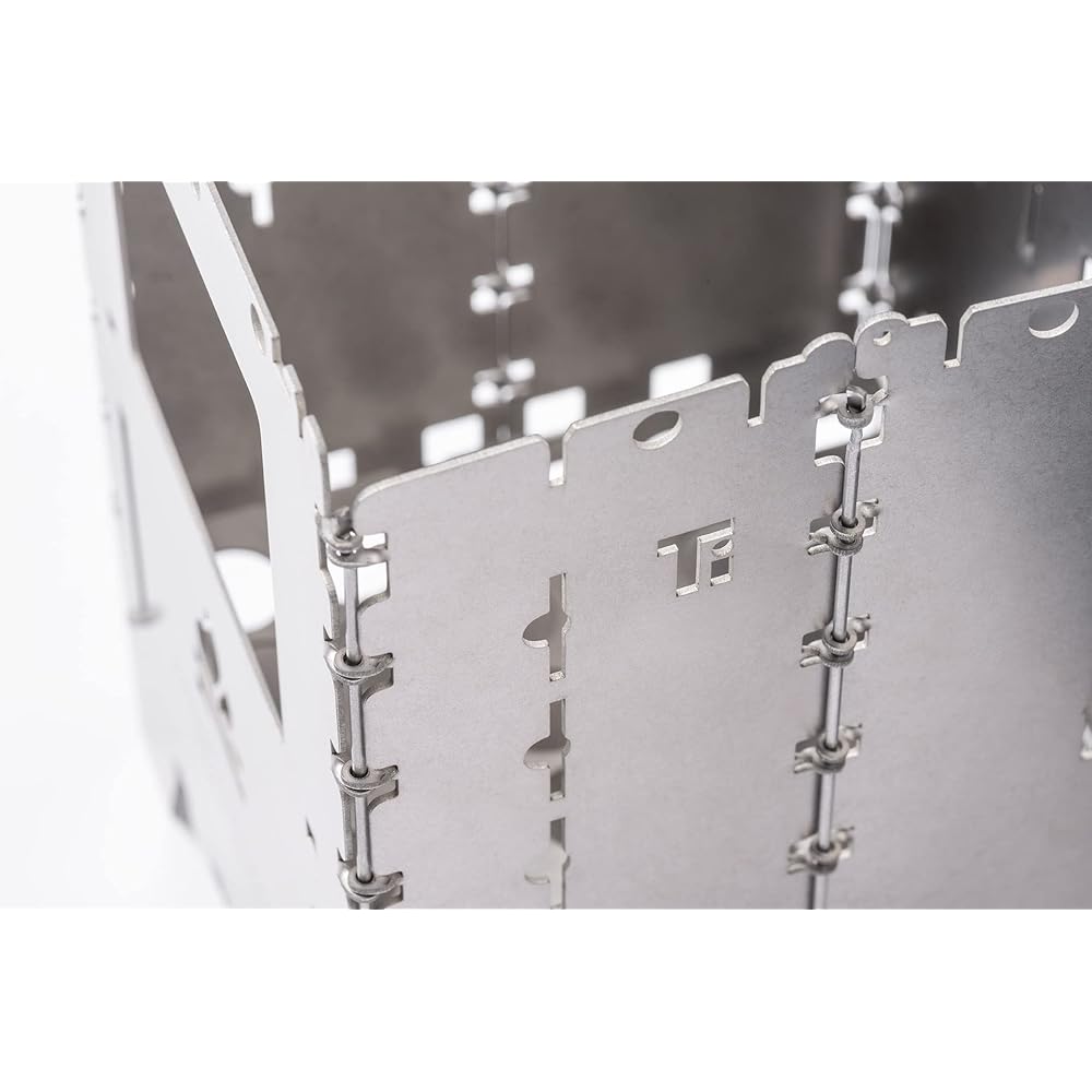 Bushcraft Essentials Outdoor Cooker Bush Box XL Titanium Fire Stand