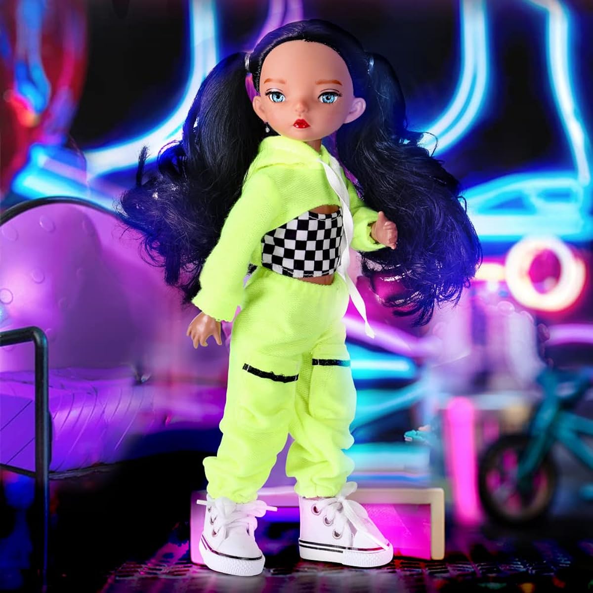 Jesui Keban Doll, Posable Fashion Doll with Fluorescent Outfit and Ponytail, Designer Recommended Changeable Hands, Great Gift for Kids and Collectors Ages 6-12, 11 1/2 Inch