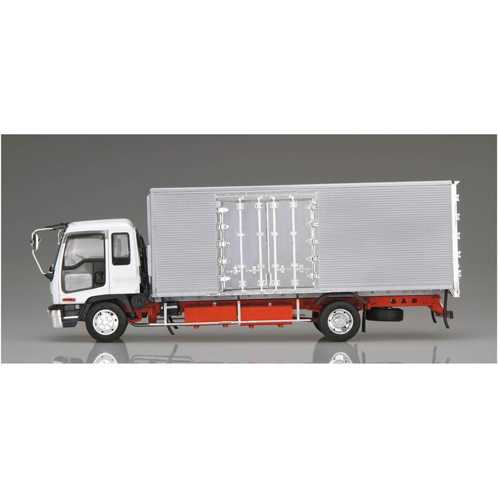 Aoshima Bunka Kyozaisha 1/32 Heavy Freight Series No.5 Isuzu Forward Hyster Refrigerated Car Plastic Model