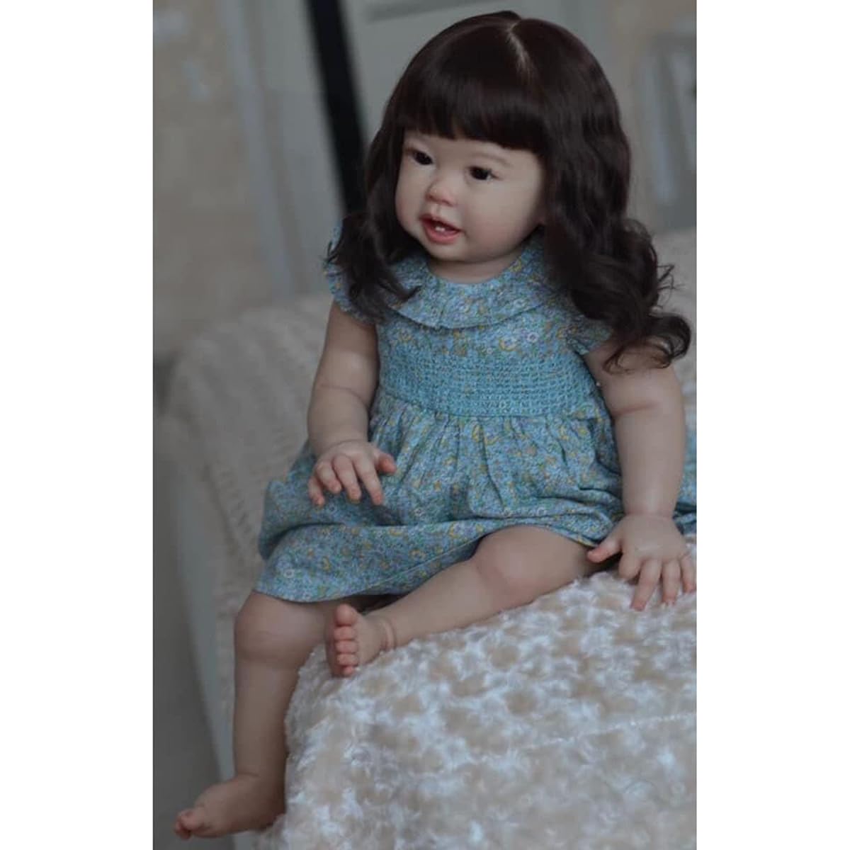 70CM Giant Reborn Doll Girl Long Black Hair Princess 28 Inch Reborn Doll Realistic 9 Months Real Baby Size Collectible Art Doll Kids Gift Birthday Christmas