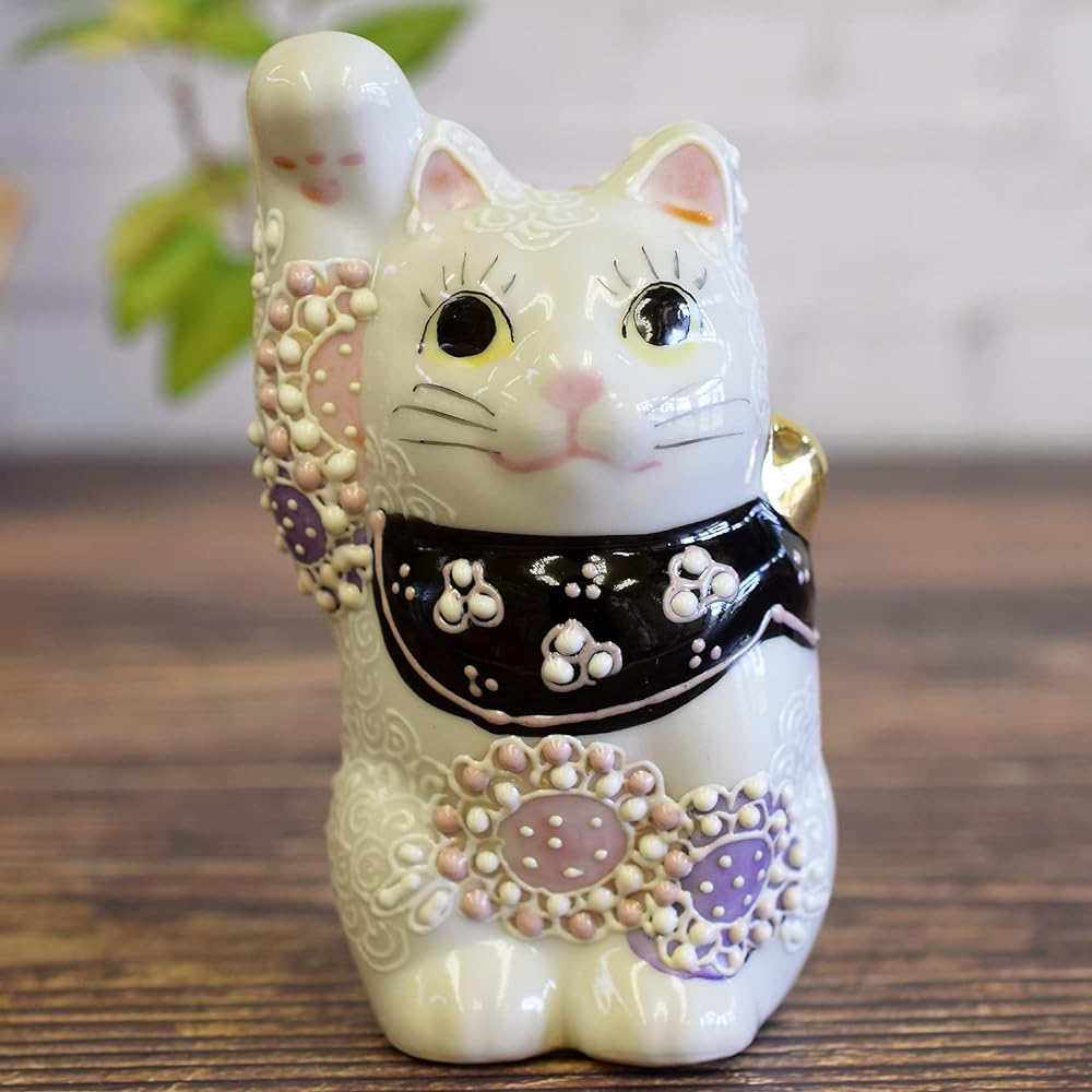 Lucky Cat Ornament Pottery Kutani Ware Right Hand Lucky Cat Flower Purple Feng Shui Good Luck Interior Japanese Style Accessories