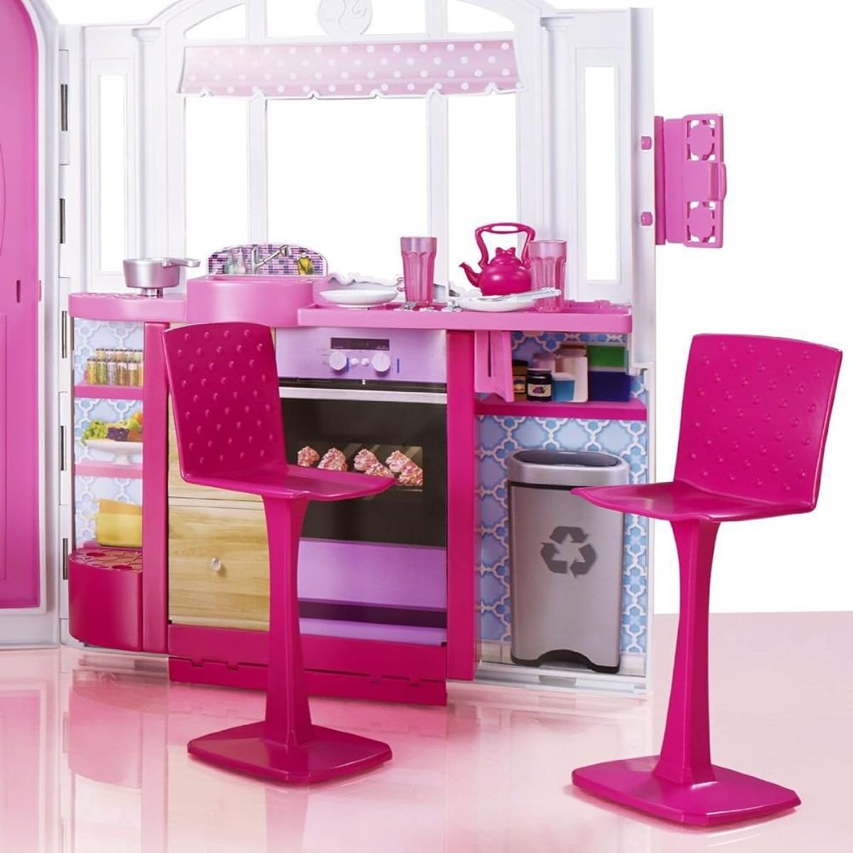 Barbie Glam Haus Value Pack with 2 Puppen