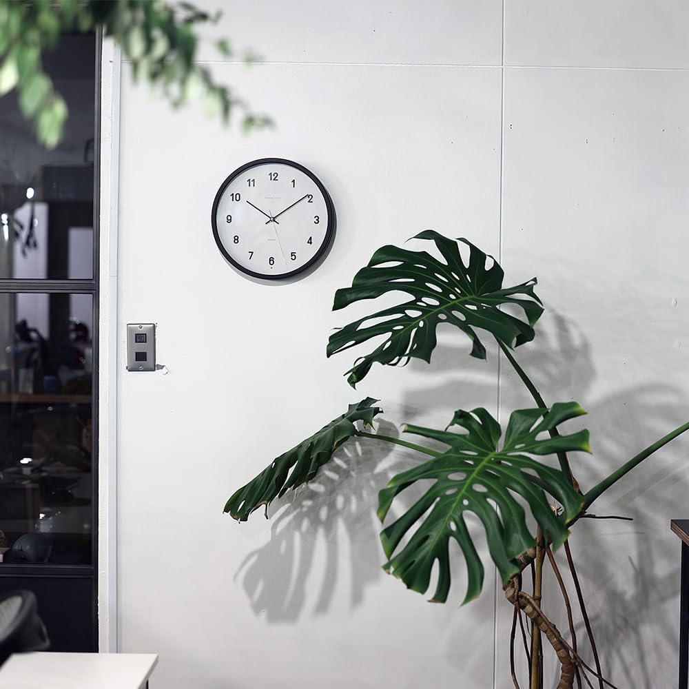 Darkness Sensor Reacts to Sound Gently Glowing Wall Clock LUNA・PLENA LUNA・PLENA