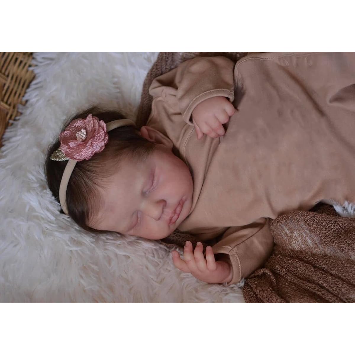 Pinky Reborn Baby Doll Girl 20 Inch Lifelike Realistic Newborn Baby Doll Soft Vinyl Body Silicone Baby Doll Toy Gift for Kids Ages 3+