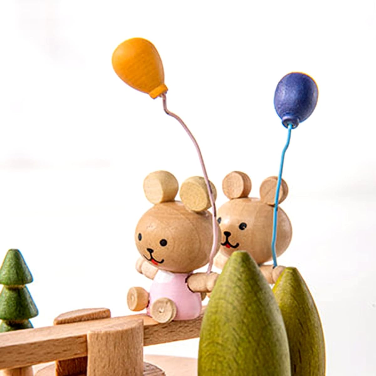 Sinzyo Music Box Wooden Music Box Animal Collection Souvenir Birthday Gift Valentine's Day Gift Also great as a gift to decorate your room. (Seesaw, Song: Castle in the Sky)