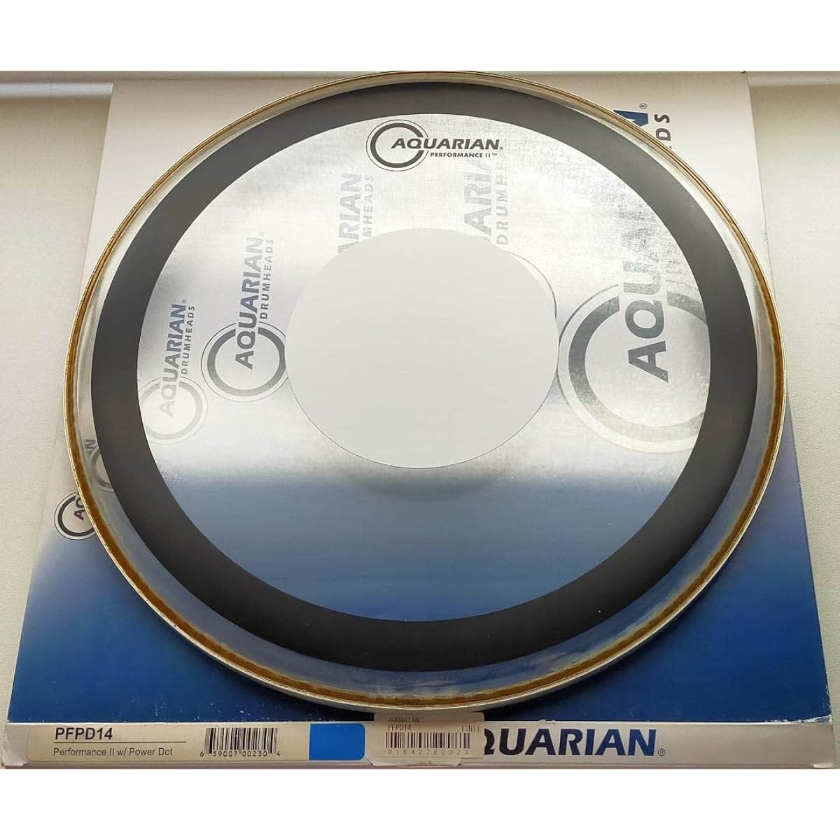 17 drum heads with signs of use, 14 inch, Aquarian, Remo