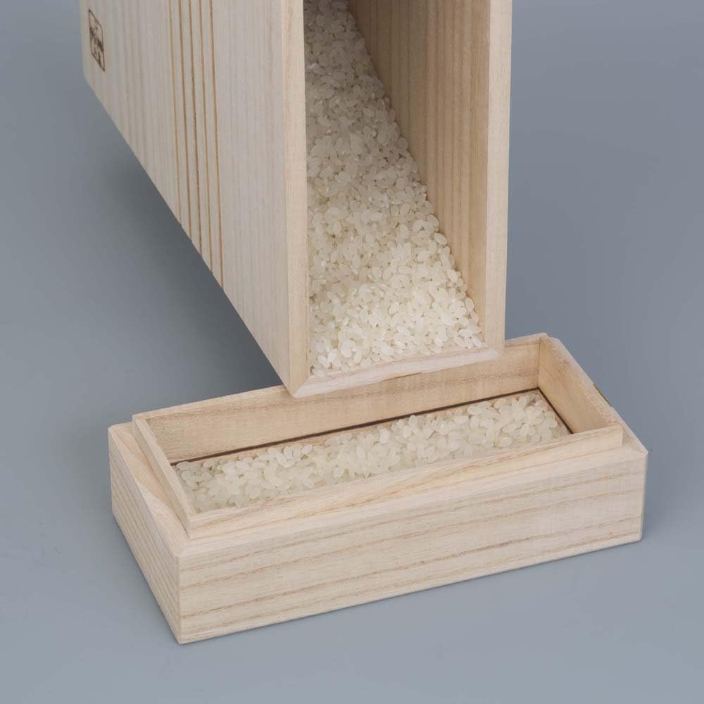Sanwai Shoji Refrigerator Paulownia Rice Bin (2kg)