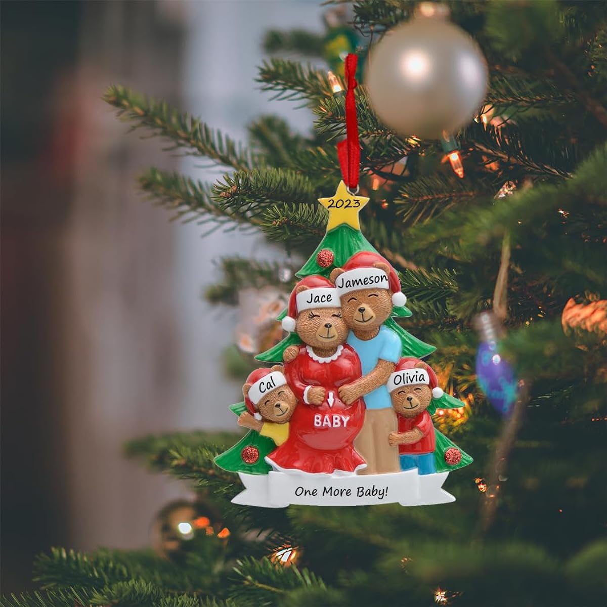 MAXORA Pregnant Bear Family of 4 Christmas Tree Ornament - Personalized We Expecting Christmas 2023 - We Expecting Bear Family Ornament - Unique Keepsake Gift for Parents