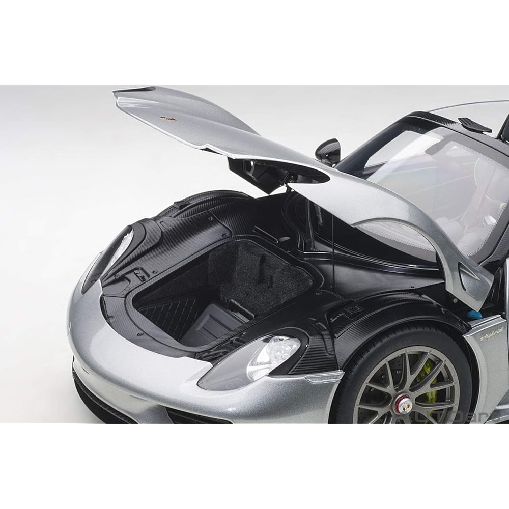 AUTOart 1/12 Porsche 918 Spider Beissach Package Silver Metallic Finished Product