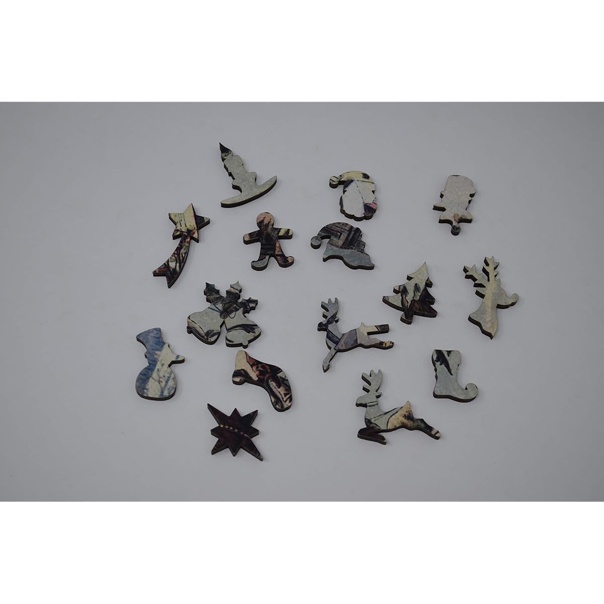Nautilus Puzzles Wooden Christmas Jigsaw Puzzle - Santa and Reindeer - 375 Unique Wooden Pieces - Made in the USA - A Challenge for Any Puzzle Enthusiast