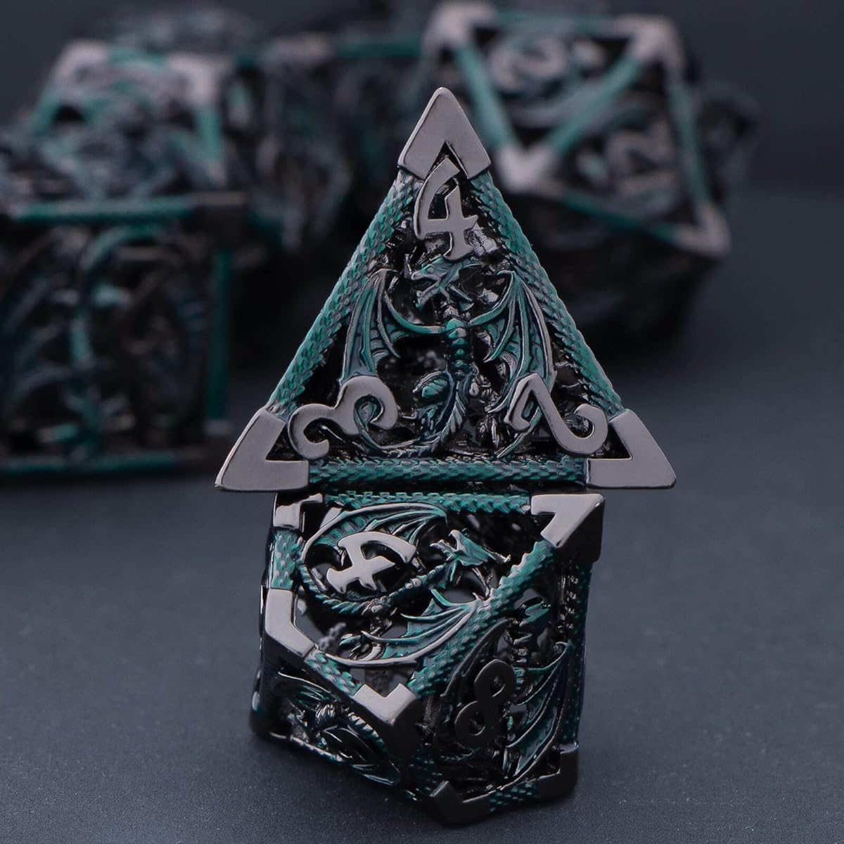 KERWELLSI Metal Hollow DND Dice Set with Box, Blue Dungeons and Dragons Dice Set D&D with Gift Box, Role Playing Polyhedral Dice Set, D and D RPG D20 D12 D10 D8 D6 D4 Dice