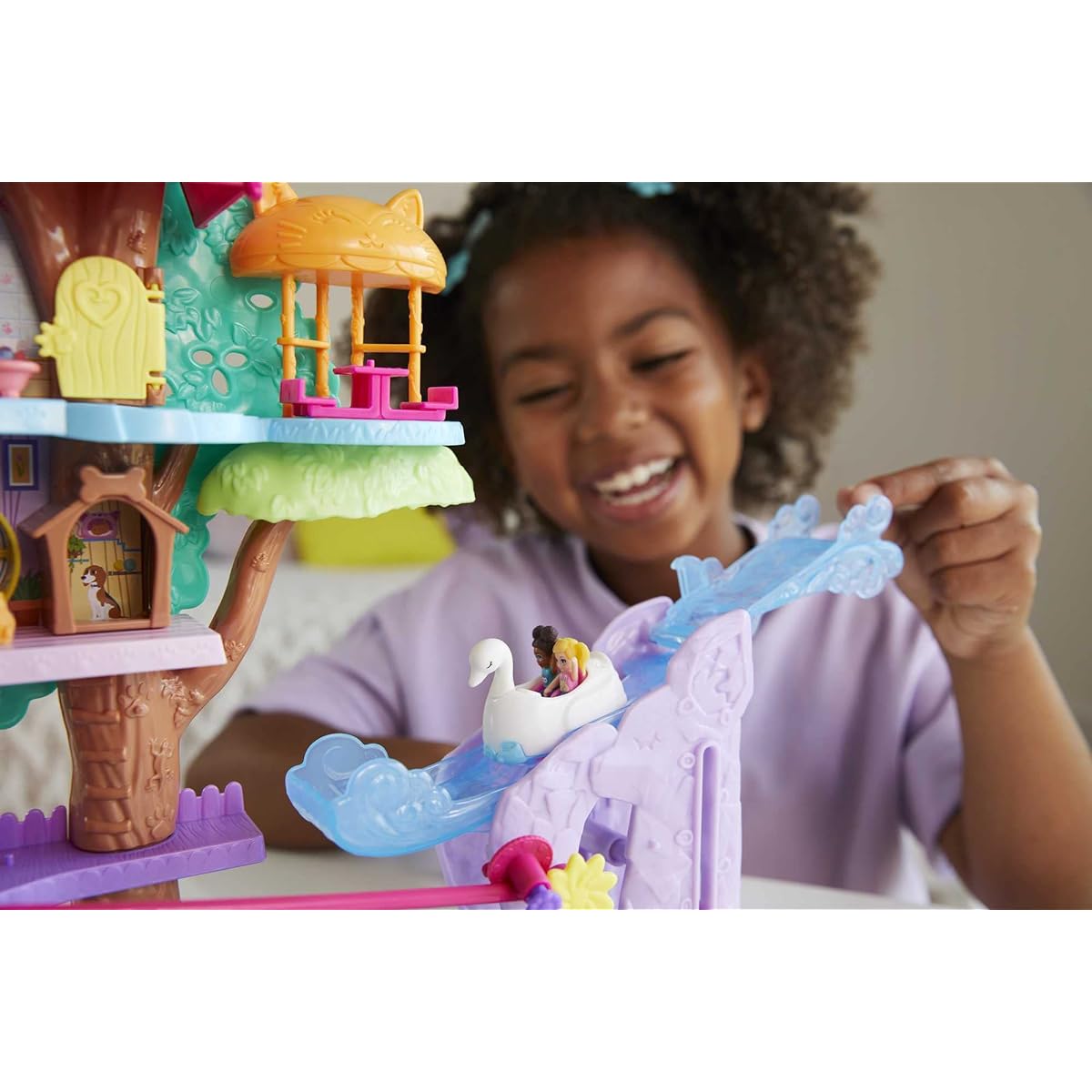 Polly Pocket HJJ98 - Pollyville Animal Party Tree House, 5 floors, over 15+ play pieces: 2 dolls, vehicle, 4 animals and more, toy gift for children from 4 years