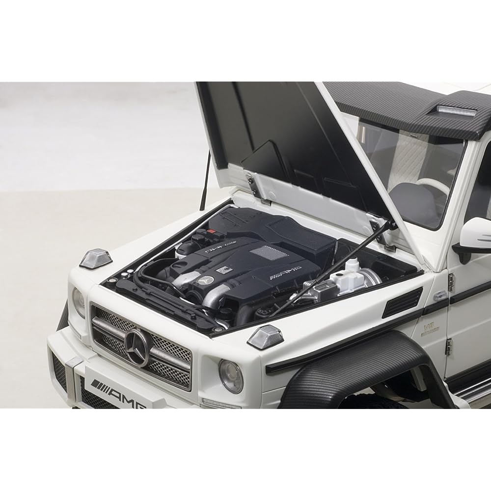 AUTOart 1/18 Mercedes Benz G63 AMG 6X6 (Matte White)