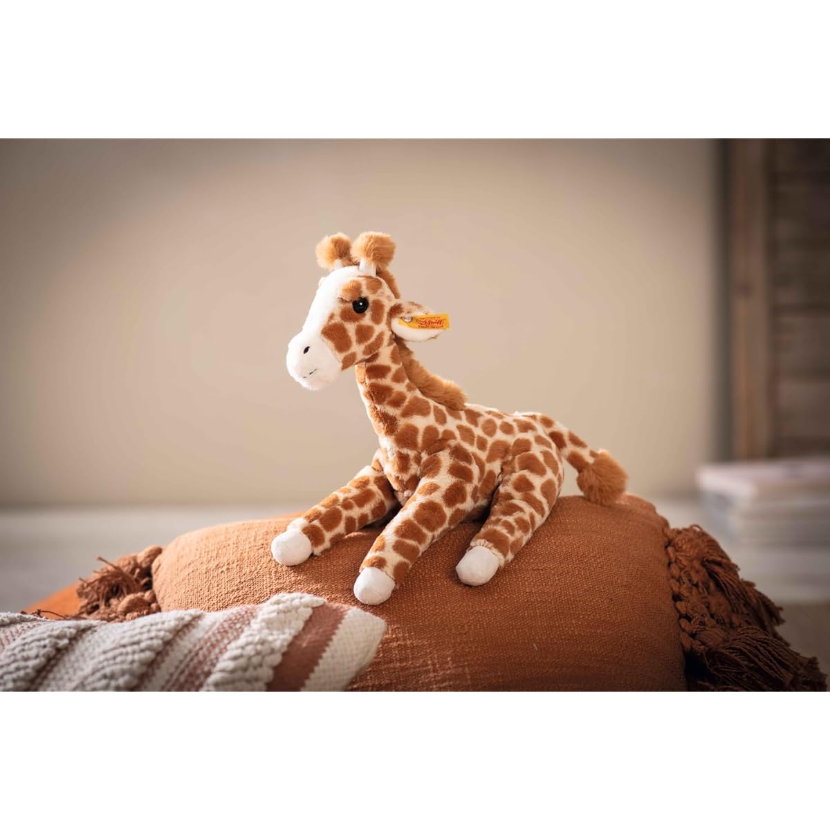 Steiff Cuddly Friends Gina the Giraffe 25cm 067631