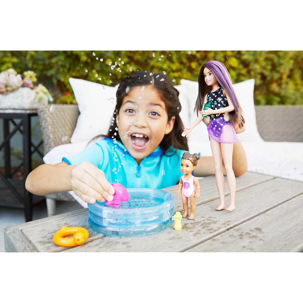 Mattel - Barbie Skipper Babysitters Inc. Dolls & Swim Playset
