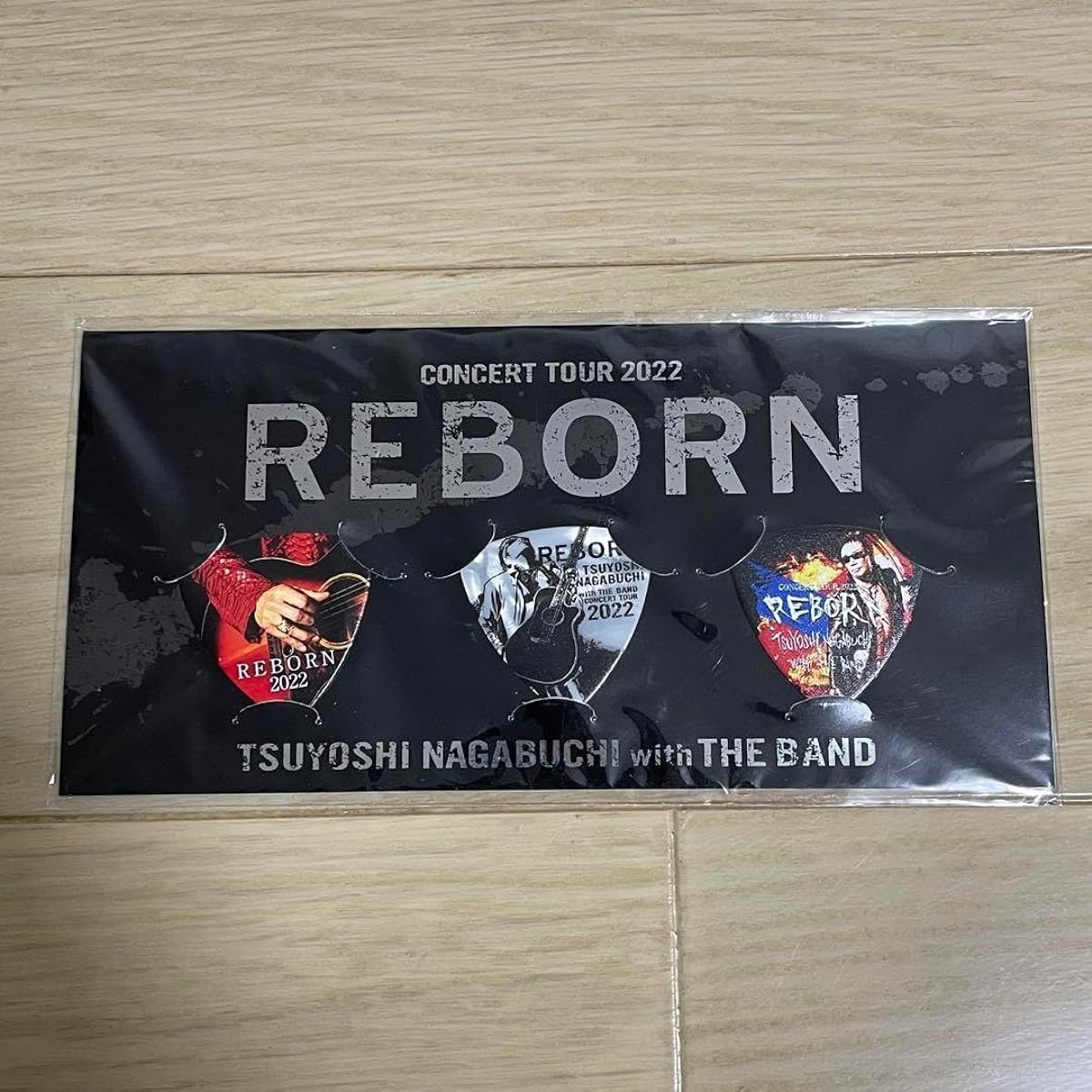 Tsuyoshi Nagabuchi REBORN2022 tour goods guitar pick