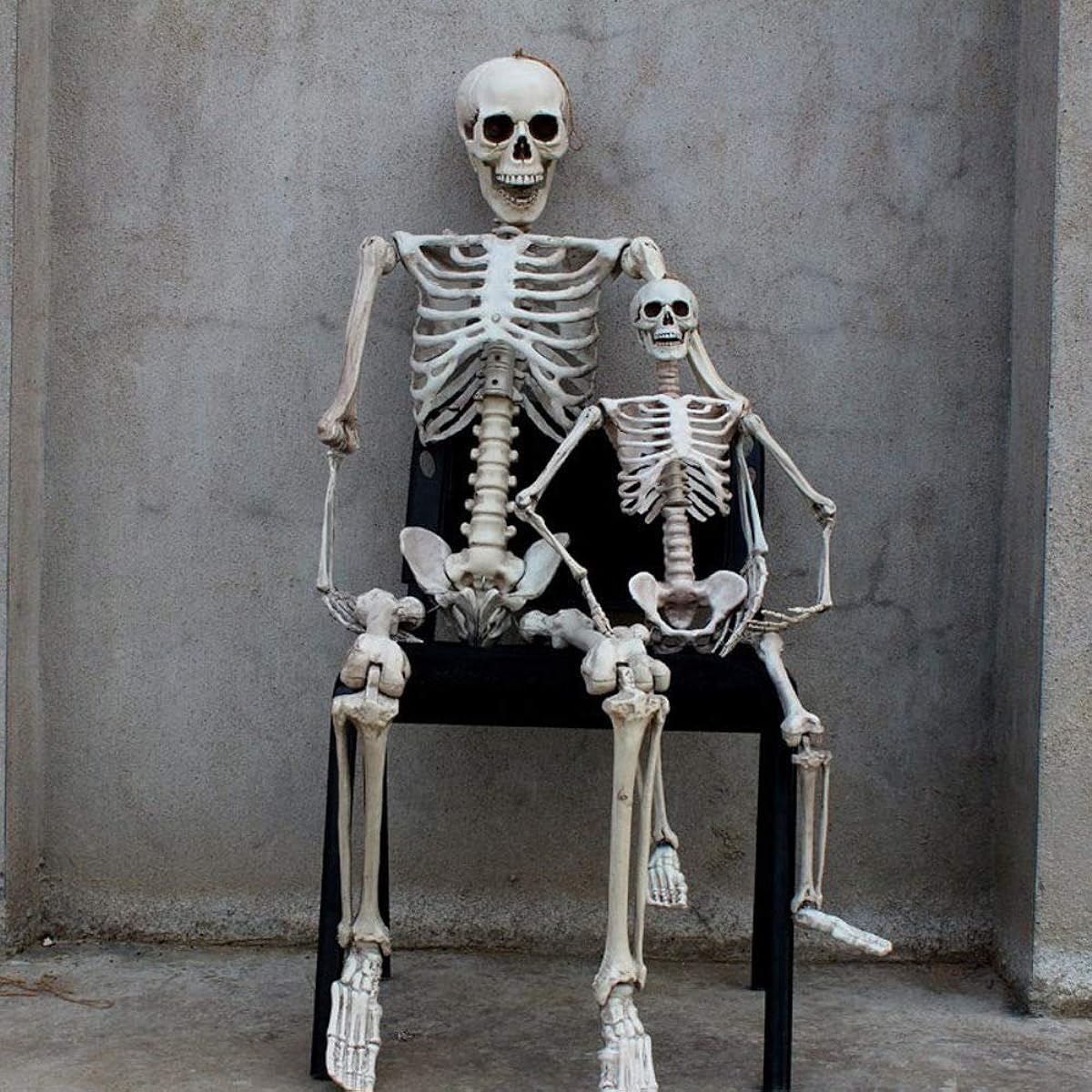 Lucky Monet 170cm Halloween Skeleton Posable Full Size Skeleton Movable Joints Halloween Party House Hunting Props Decoration (170cm/5.6ft)