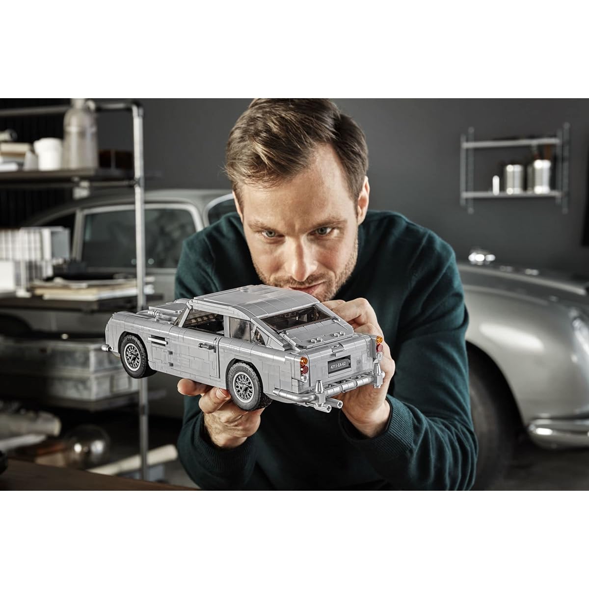 LEGO Creator Expert James Bond Aston Martin DB5 10262 Building Kit (1295 Pieces)