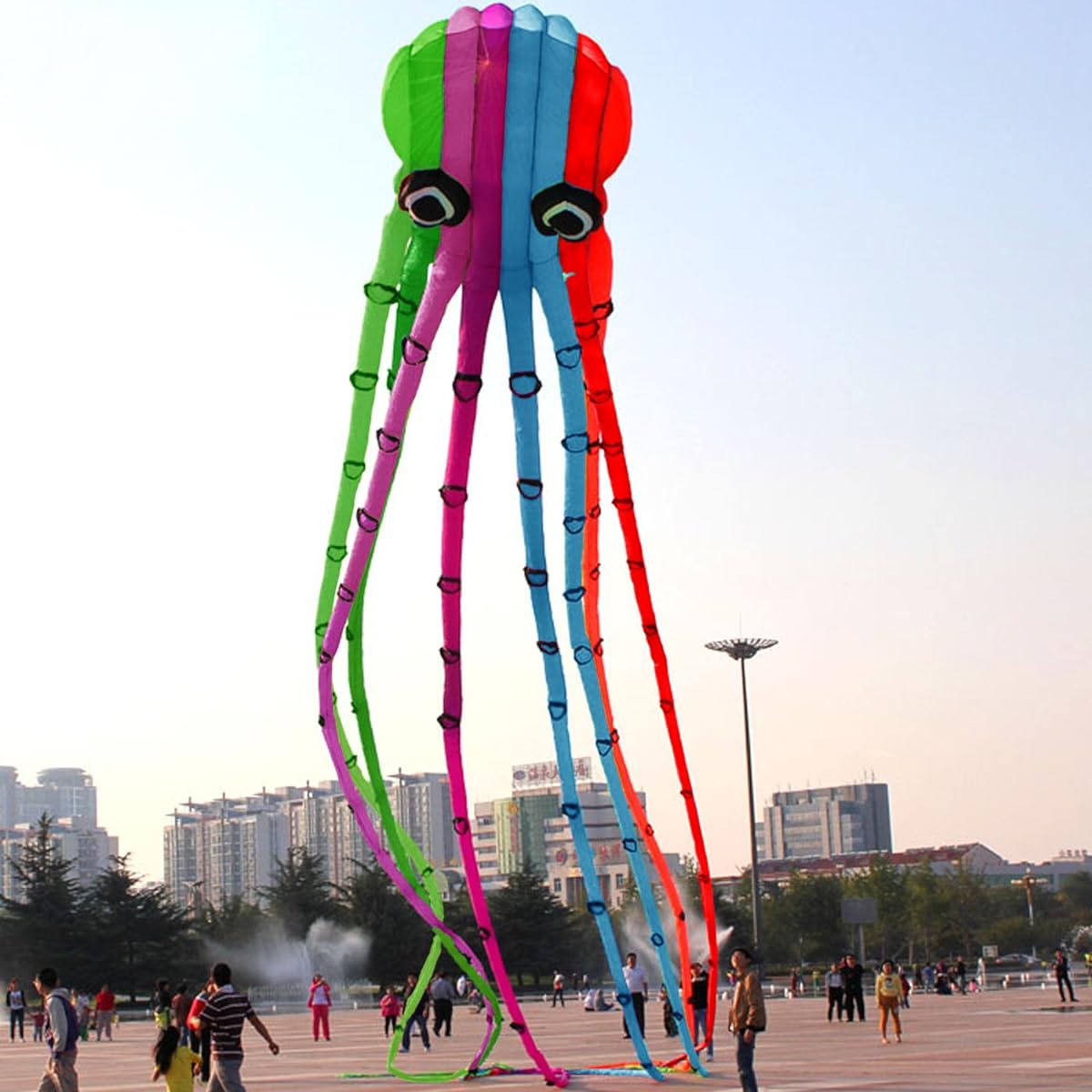 HENGDA Kite-Beautiful Large Easy Flyer Kite for Kids - Red Mollusc Octopus-It's Big! 31 Inch Wide with Long Tail 157 Inch Long-Perfect for the Beach or Park Hengda Kite