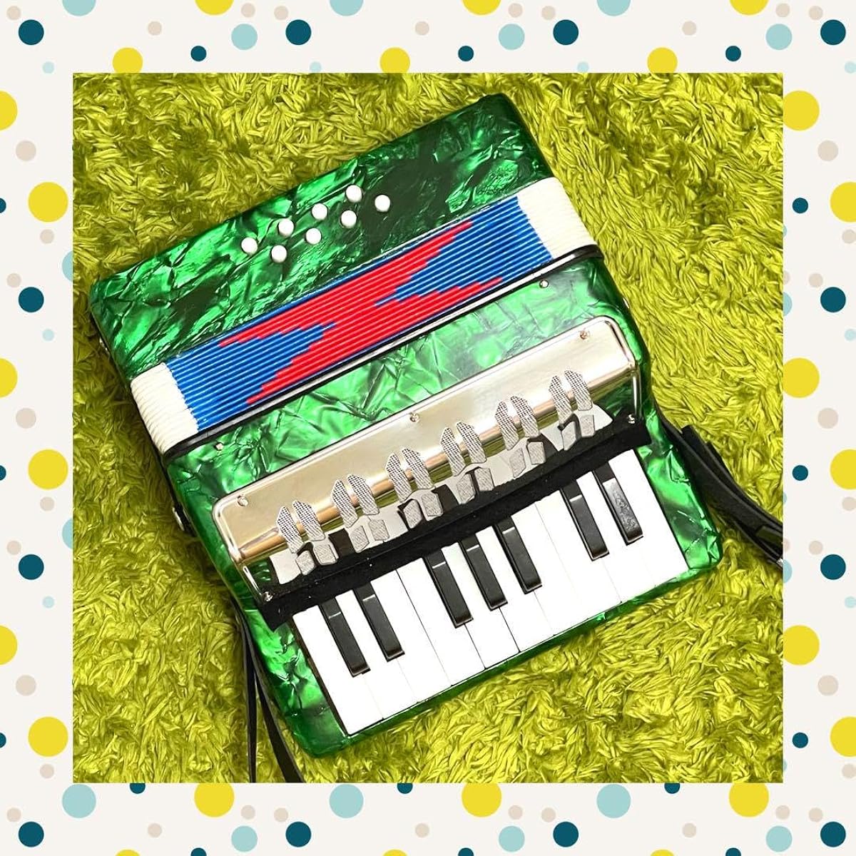 Accordion 17 keys 8 base retro mini accordion green D4